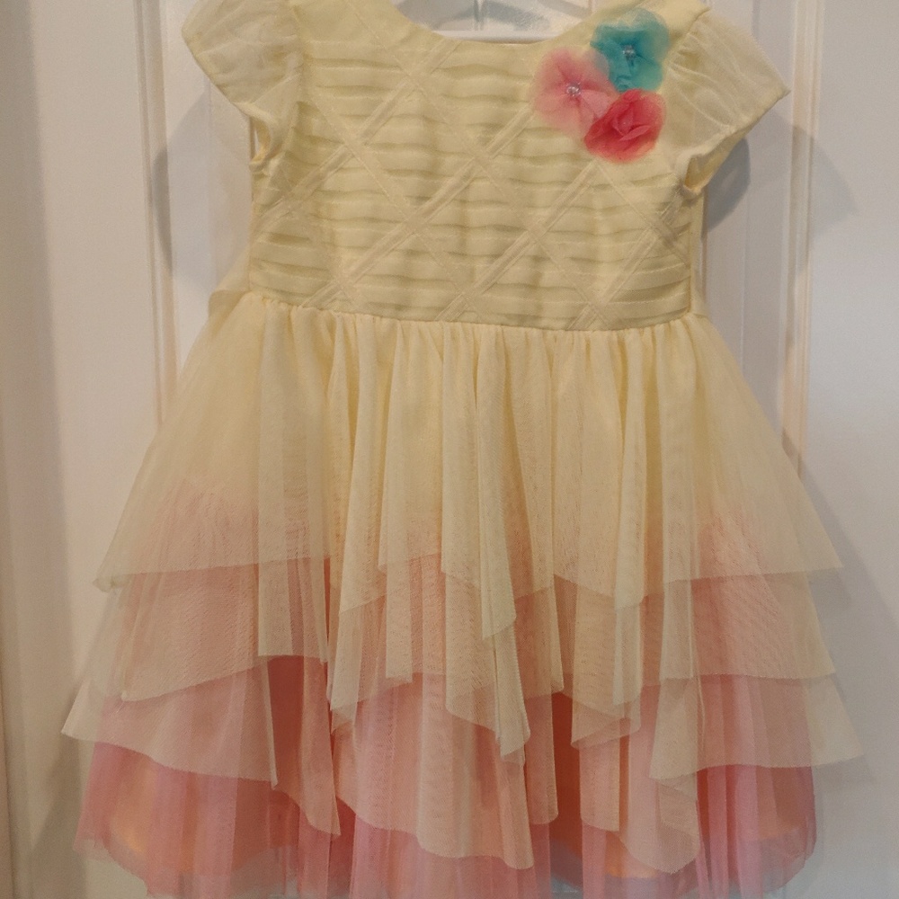 Toddler dress size 4